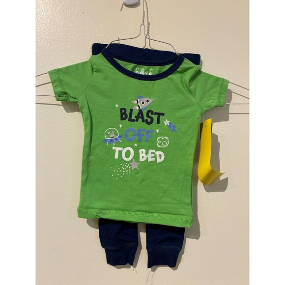 NWT Only Boys 2-Piece "Blast Off" Pajama Set - 12M - Picture 1 of 3